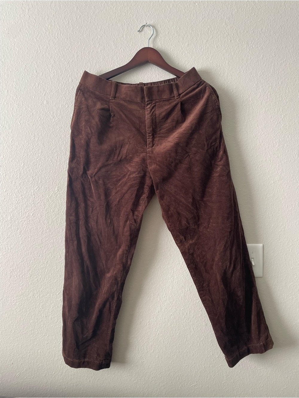 Brown corduroy straight pants